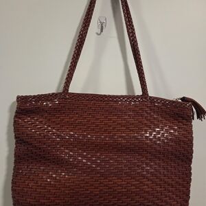 Chic Woven Tote Bag in Rich Brown